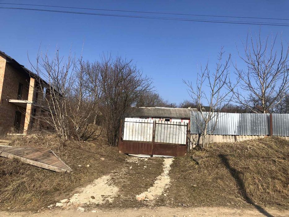 2 кімнатний будиночок і 7 соток землі