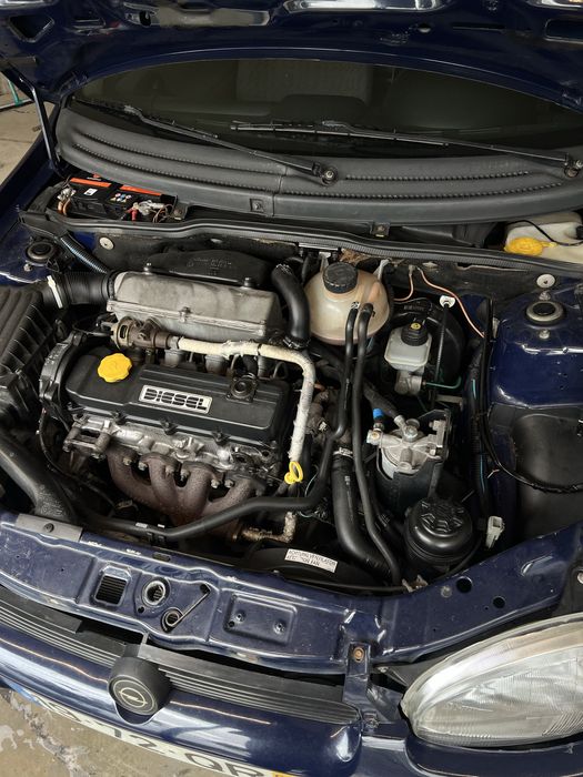 Vendo opel corsa B 1.7