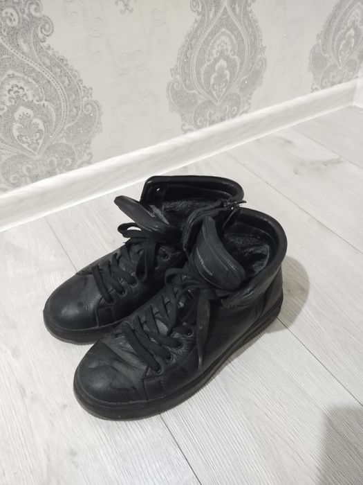 Зимові черевики р 41 раний стан шкіра