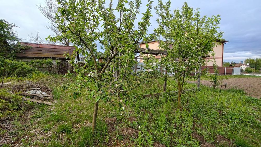 Приватний будинок у Гостомелі | 15 соток землі | поруч озера