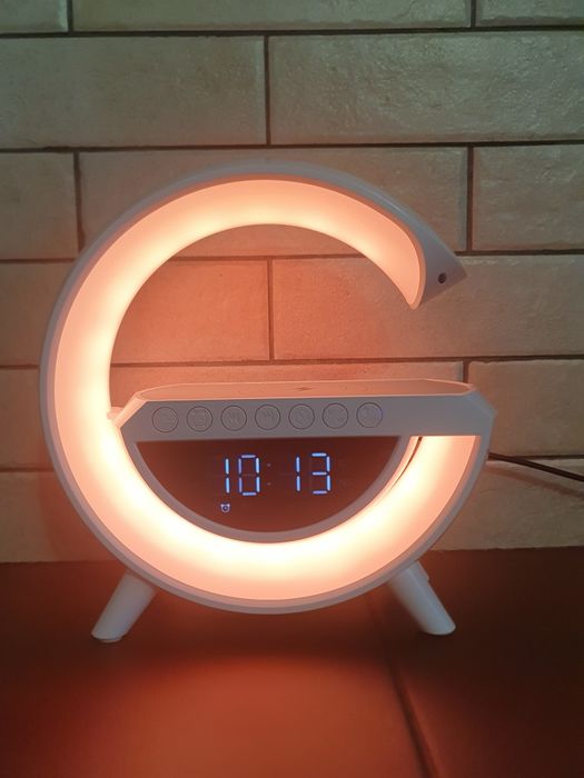 Продаю лампу,нічник з бездротовою зарядкою