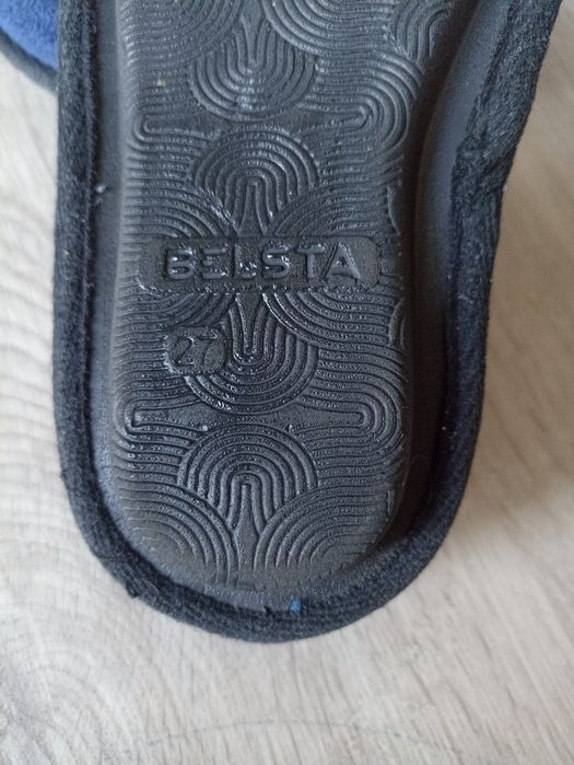 Теплі і зручні тапочки для сада, дома,р.27, уст.17см,б/в чуд стан