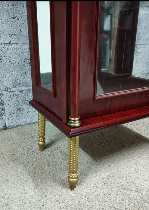 Móvel expositor espelhado/ Vitrine de época com duas prateleiras