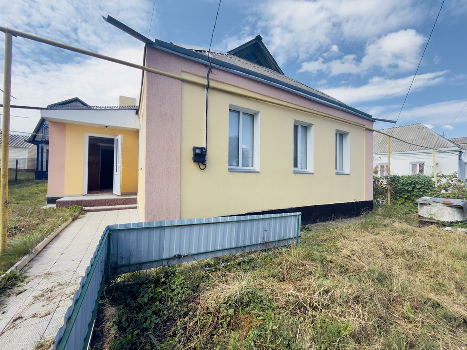 Продаж будинку в м Шпола
