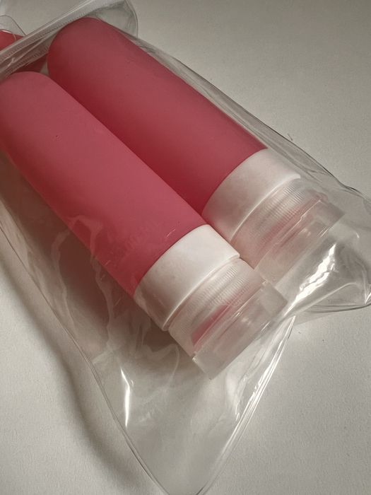 Нові контейнери для подорожі Sinsay