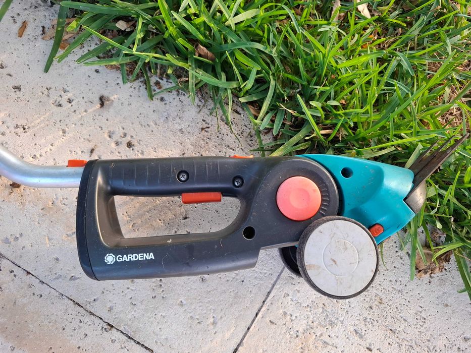 Aparador de relva Gardena