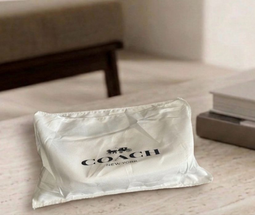 Carteira coach.
