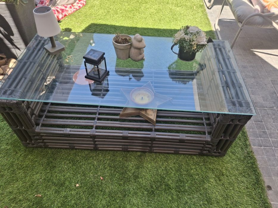 Conjunto jardim sofá e mesa