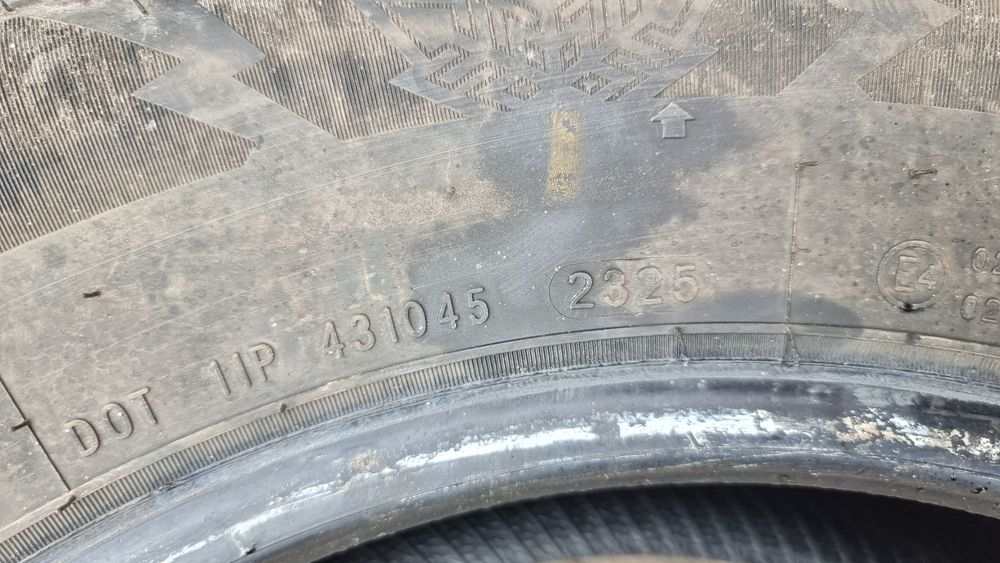 215/70/16 резина зимняя