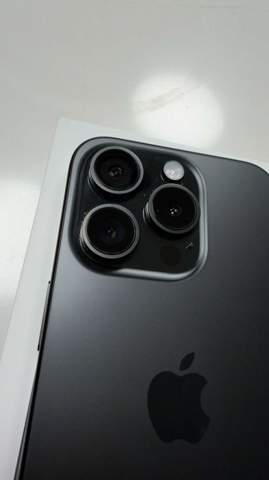Apple iPhone 15 Pro 128GB Black Titanium