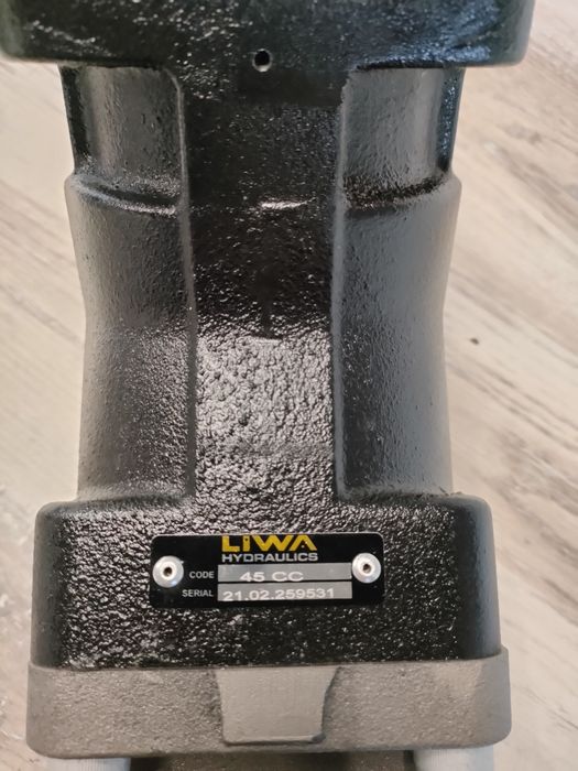 Плунжерний насос LIWA 45 л, 350 бар (банан, на маніпулятор)