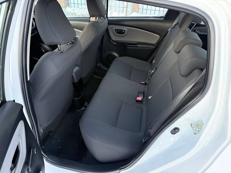 Toyota Yaris 1.0  benzyna 2015 rok kamera klimatyzacja