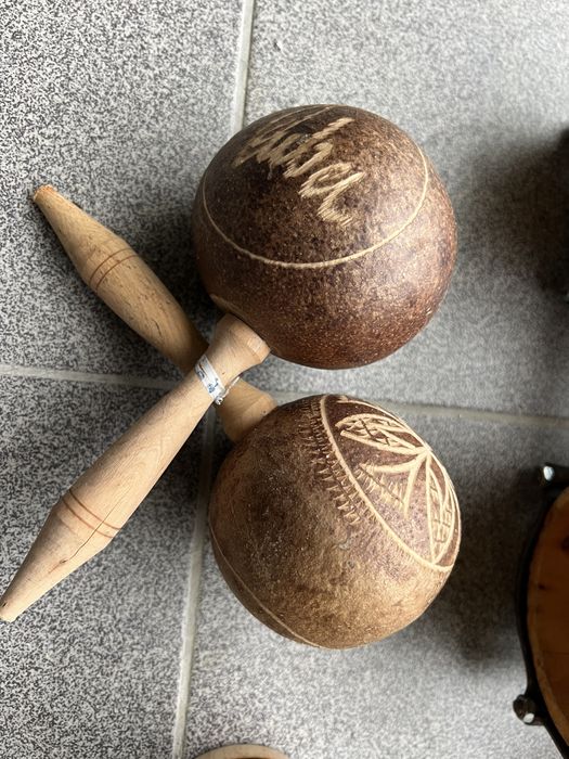 Vários instrumentos