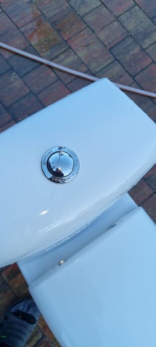 WC z umywalką Cersanit