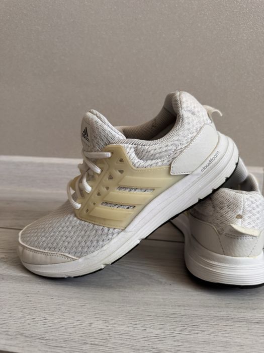 Adidas 39й розмір