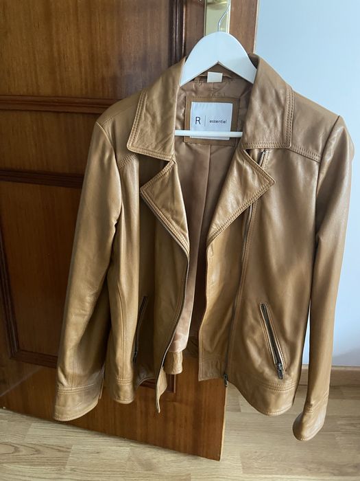 Blusao em couro modelo La Redoute