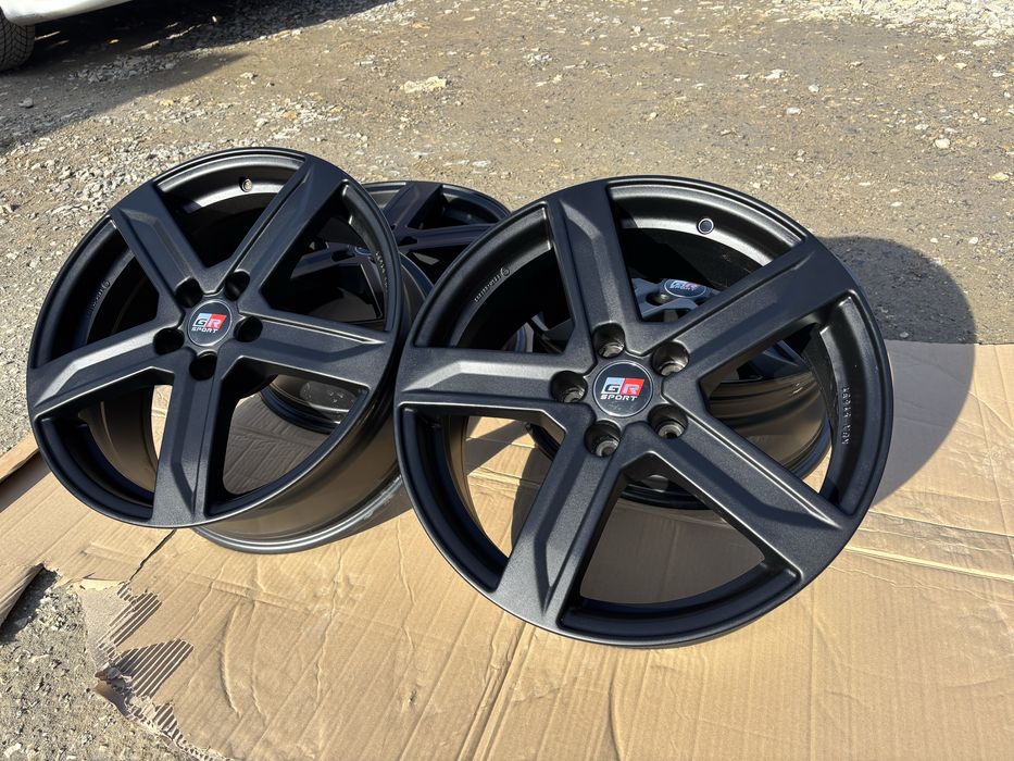 5x114.3 18 Gr Sport Yaris CH-R Rav4 Avensis Cross Corolla