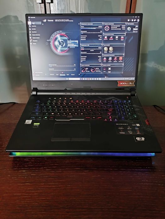 ASUS ROG Strix SCAR III 17.3'' i7-10875H/16GB/512GB 300Hz Win11