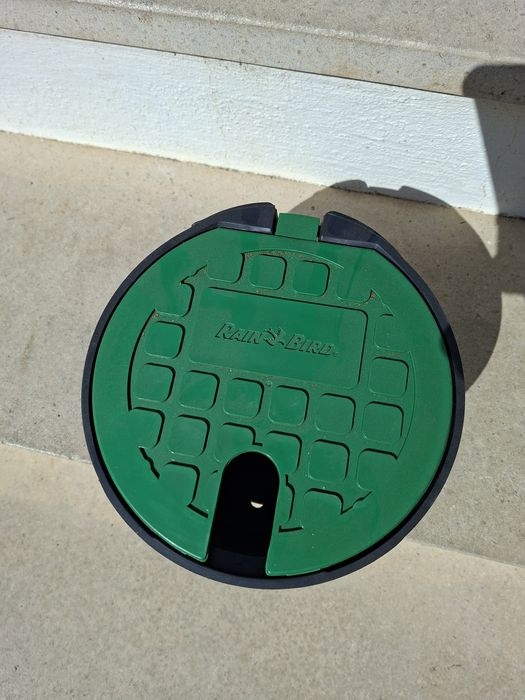 Rega - Caixa RainBird c/torneira
