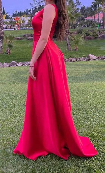 Vestido Cerimónia em Cetim C/Novo