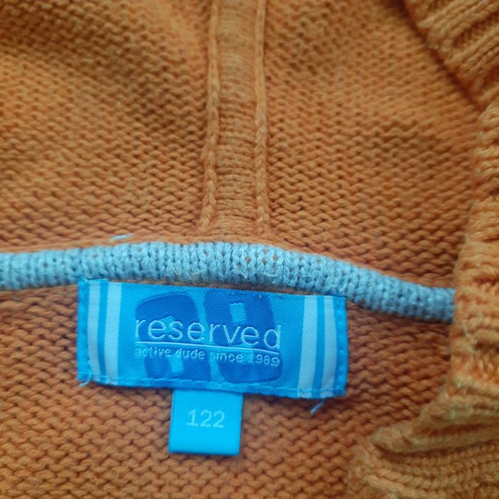 Sweter 122 Reserved