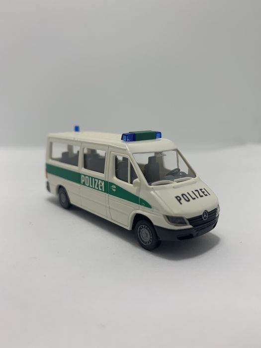 Mercedes Sprinter da Wiking escala H0 1/87