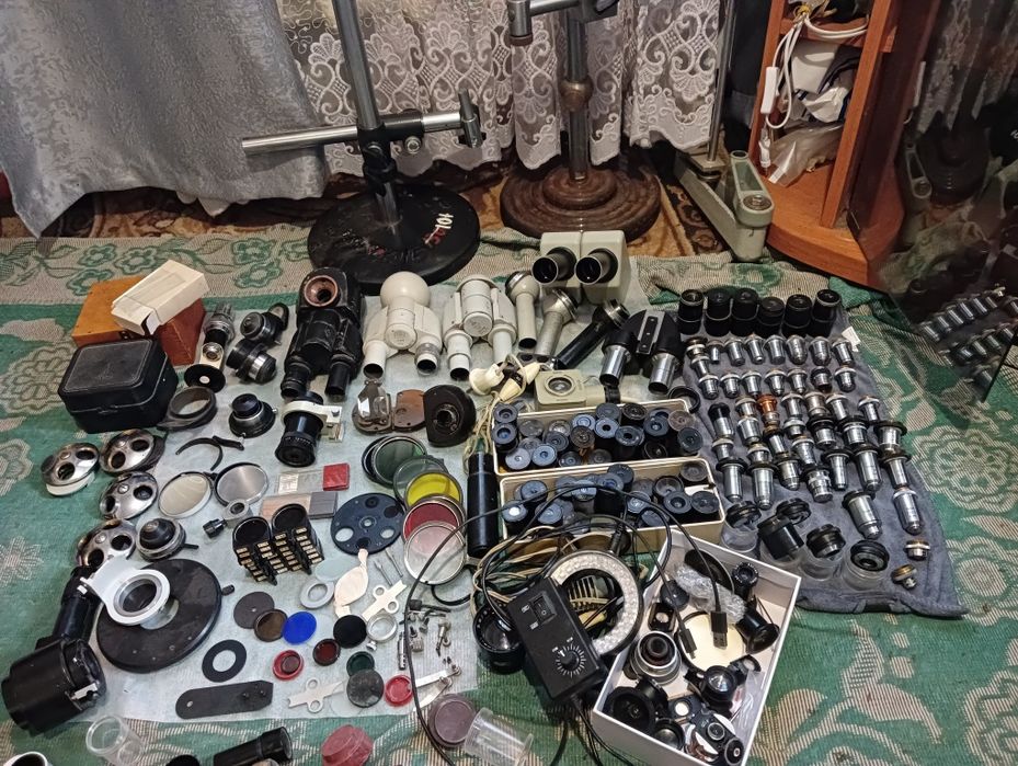 Продам обєктиви окуляри для микроскопа