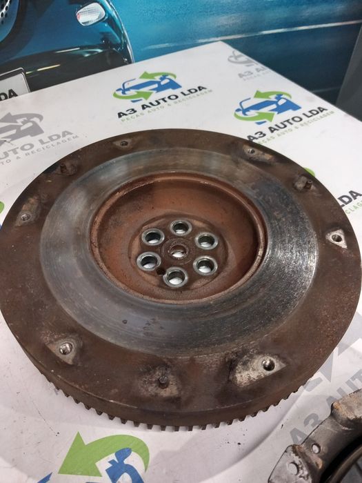 Volante de motor e kit de embraiagem Nissan Cabstar  3.0TD