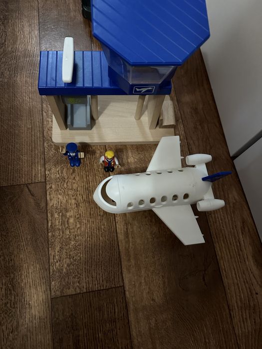 Деревяная железная дорога аэропорт play tive