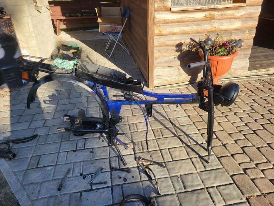 Рама на мопед карпати