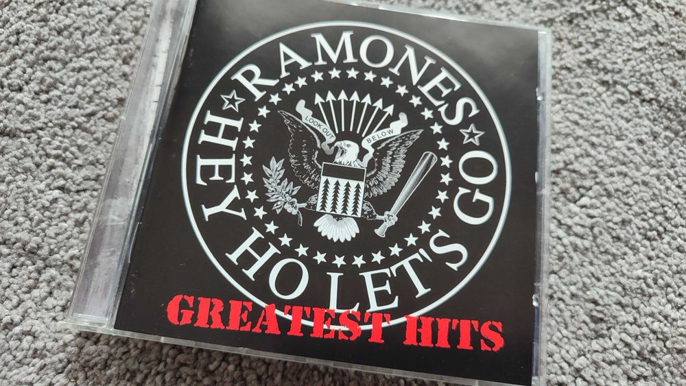 Ramones • Greatest Hits (CD)
