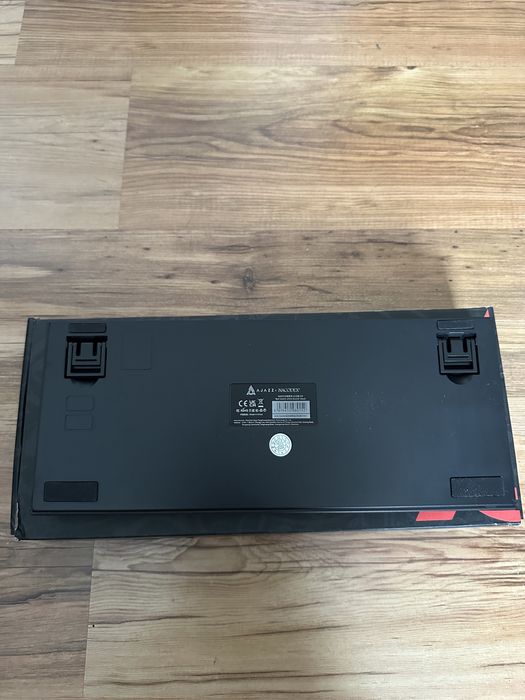 Ajazz ak820 mechaniczna klawiatura czarna.