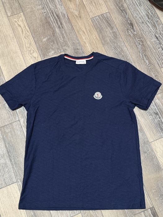 Футболка Moncler
