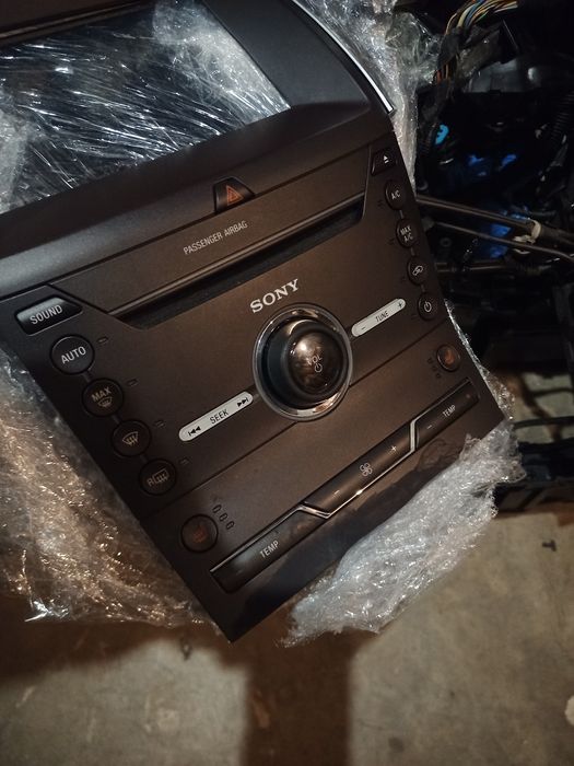 SYNC 3 Sony Ford Edge