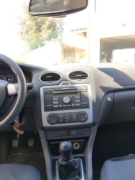 Ford Focus 1.4 gasolina