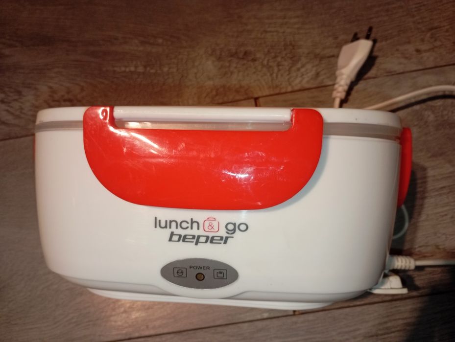 Elektryczny lunch box. Podgrzewacz do żywności 40W BEPER biały,czerwon