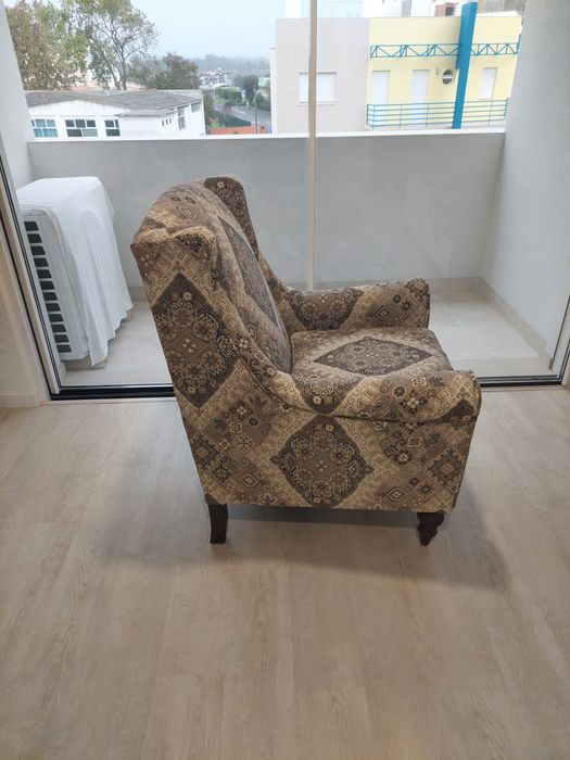 Sofá Cadeirão para uma pessoa