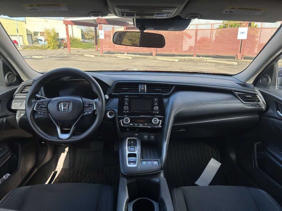Honda Insight      2019