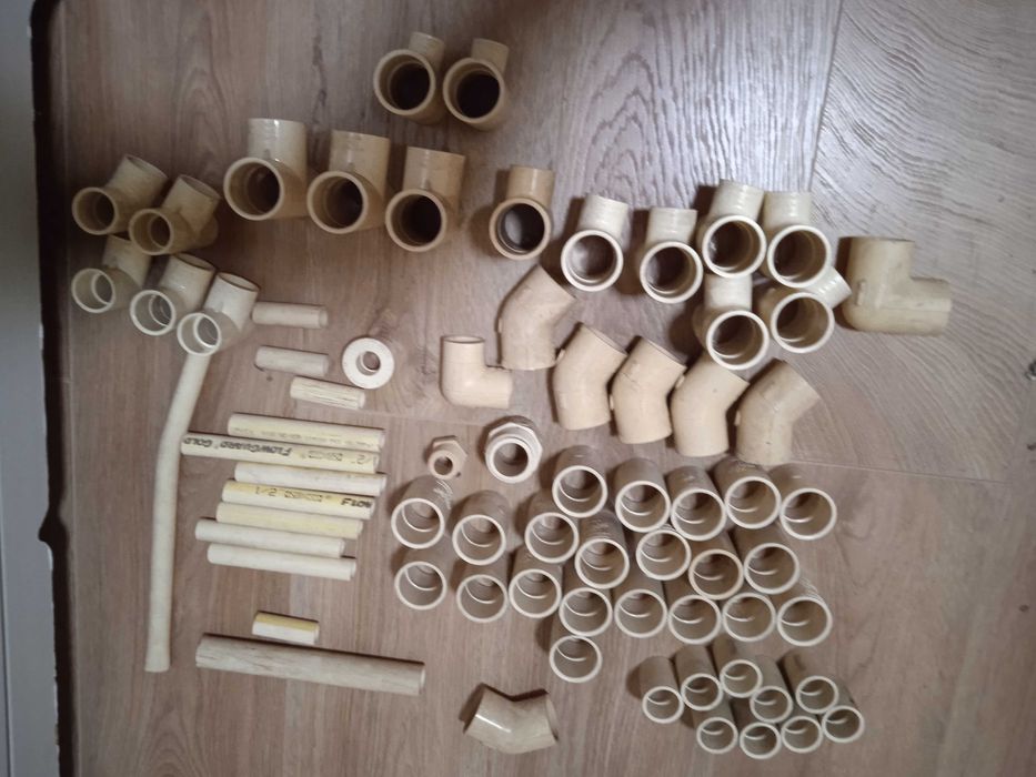 Złączki plastikowe Spears