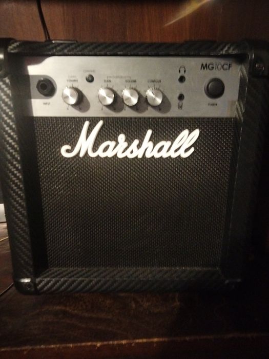 Amplificador Marshall mg10cf
