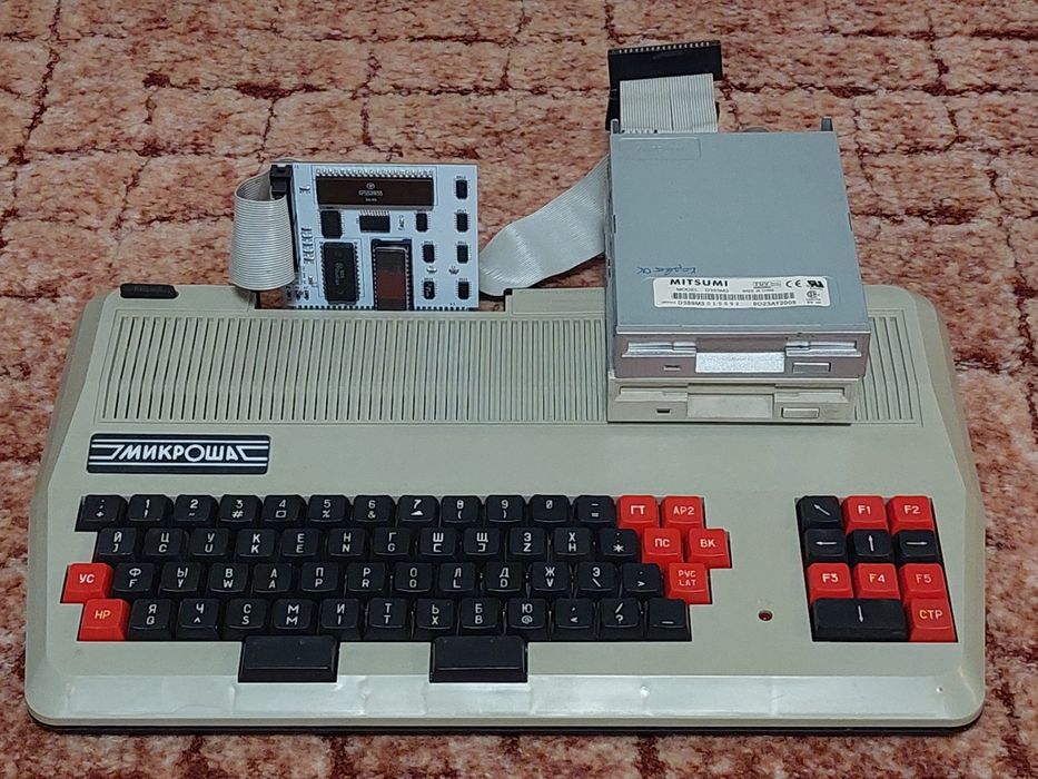 Для комп'ютера Мікроша ( Микроша ) контролер дисковода.