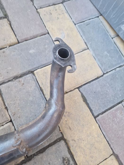 Вихлопна труба на діо 34 лео тт