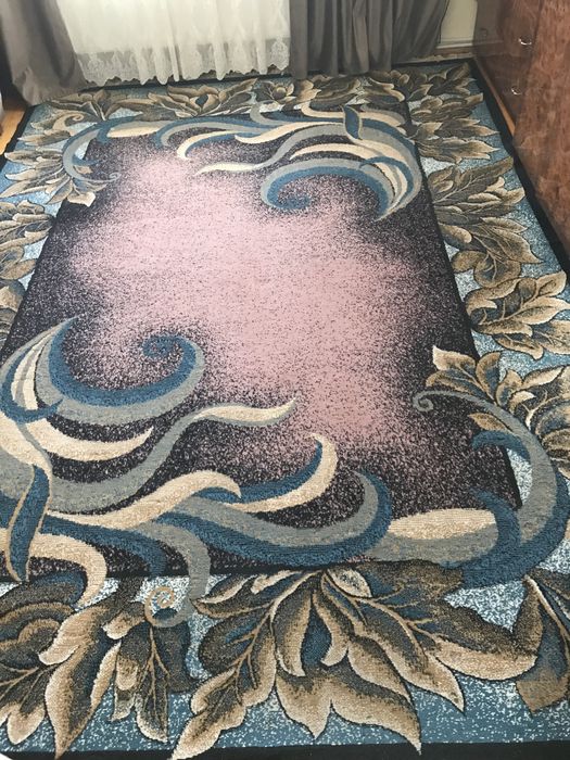 Коврик вживаний,в хорошому стані