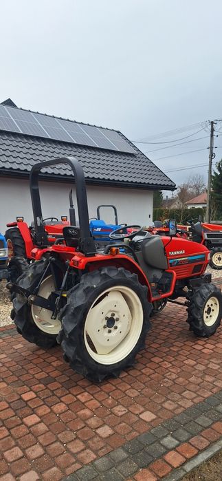 Yanmar F 220 Wspomaganie 4x4