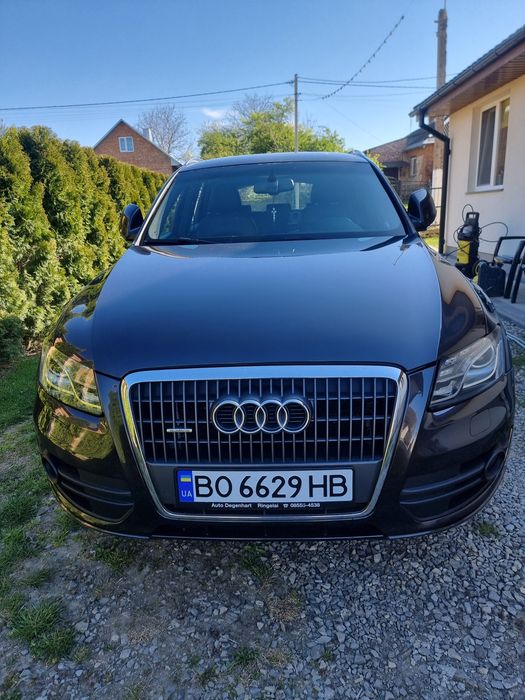 Audi Q 5 2.0 дизель версія S line