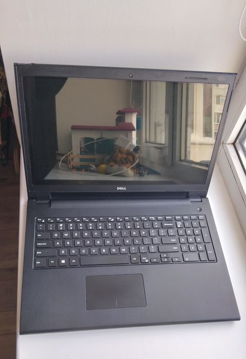 Ноутбук Dell Inspiron 3541 / 8 ГБ RAM / SSD 120 ГБ / AMD A6
