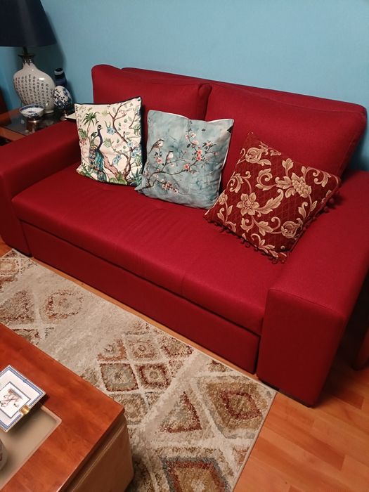 Sofá cama vermelho