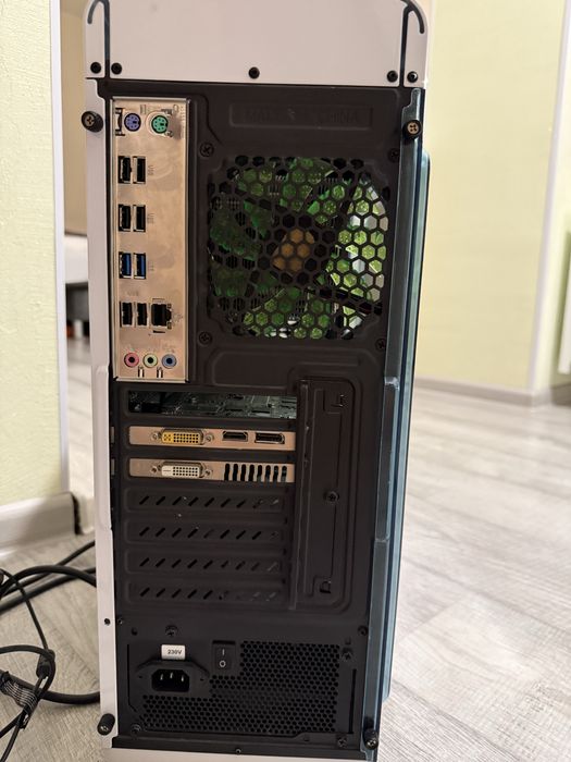 Ігровий комп’ютер + монітор– AMD FX-8350, GTX760, SSD+HDD