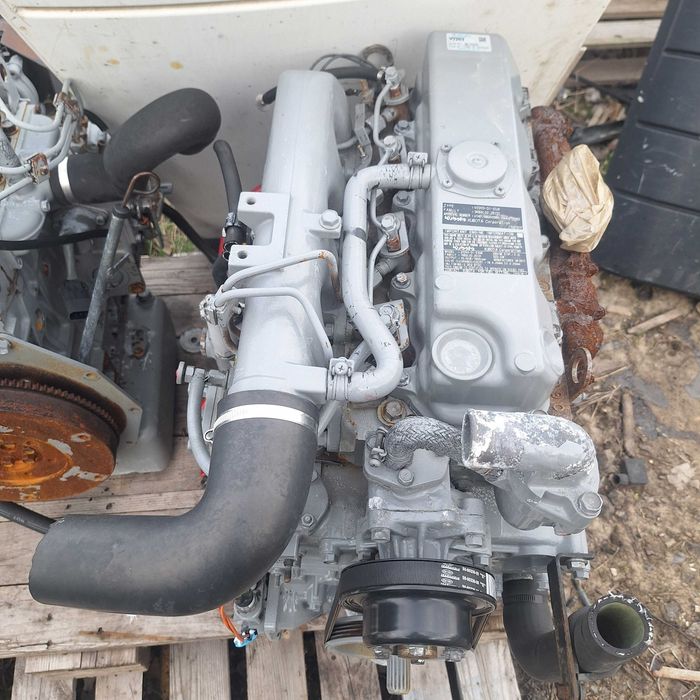 Silnik kubota v2203 agregat carrier stan b dobry