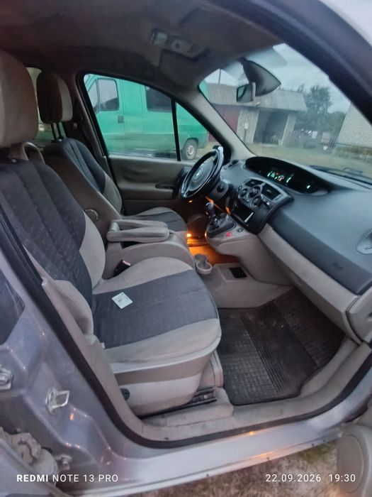 Продам renault scenic 2005 рік